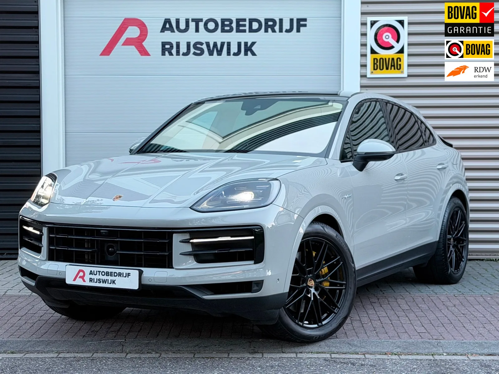 Porsche Cayenne (2023) — foto 1