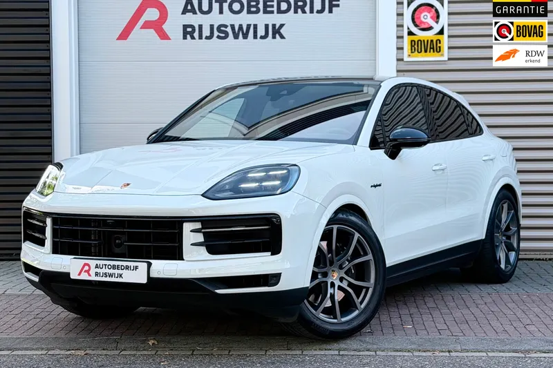Porsche Cayenne Coupé (2023)