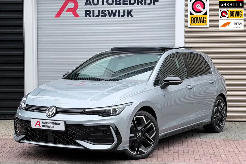 Volkswagen Golf (2024)