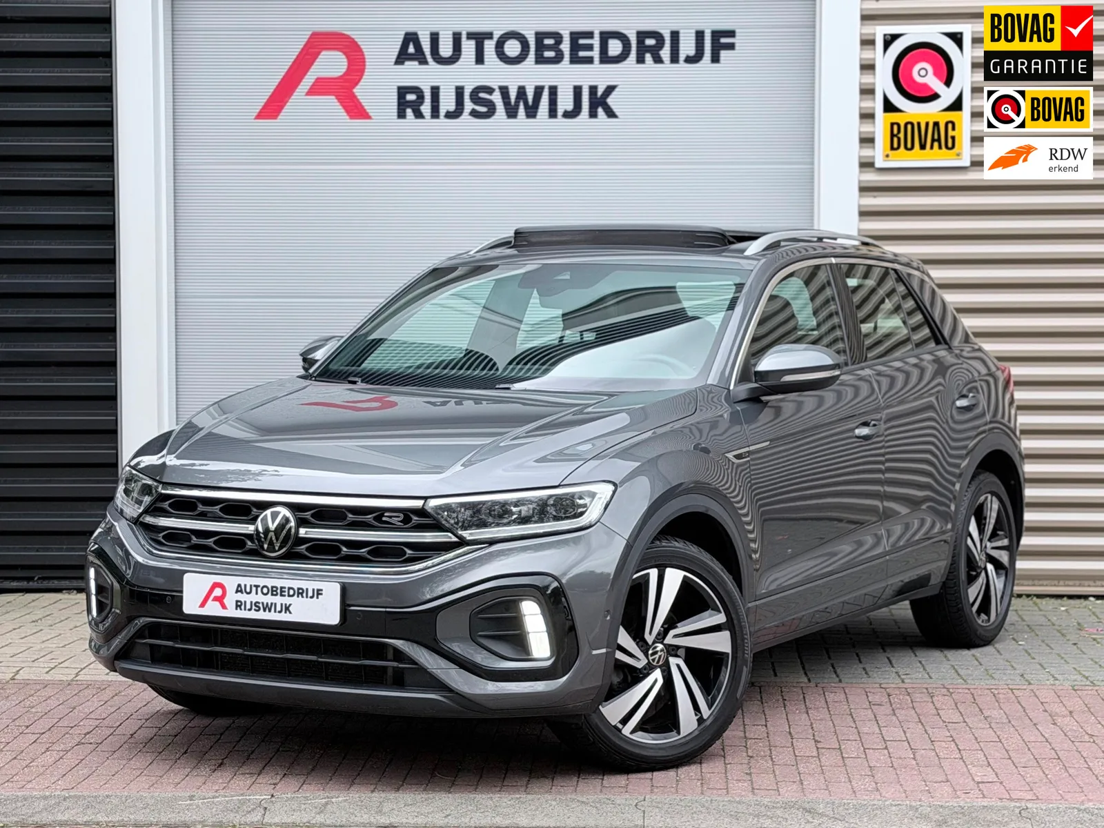 Volkswagen T-Roc (2022) — foto 1