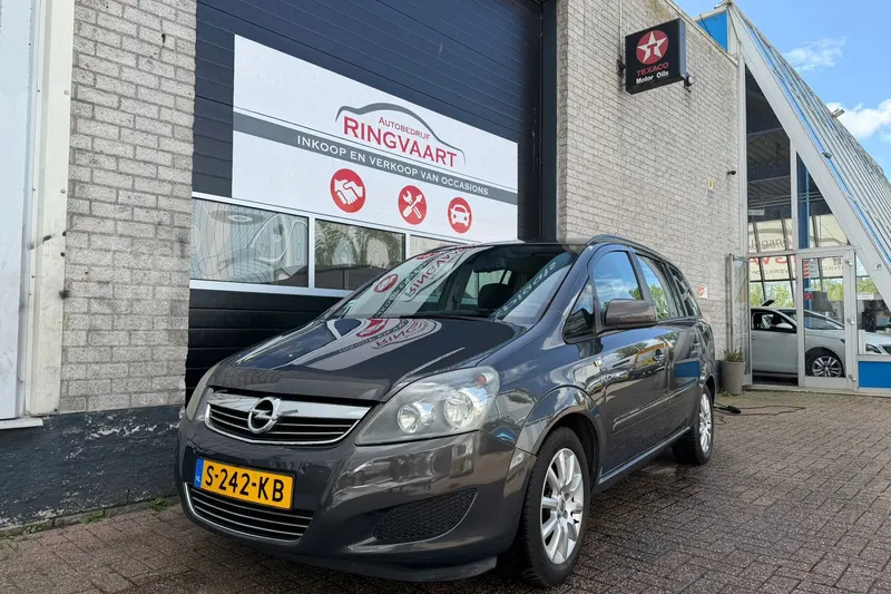 Opel Zafira (2013)