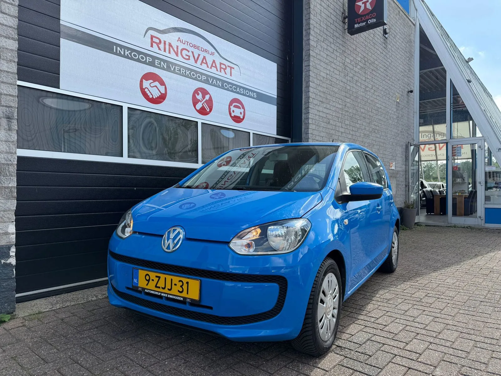 Volkswagen Up! (2015) — foto 1