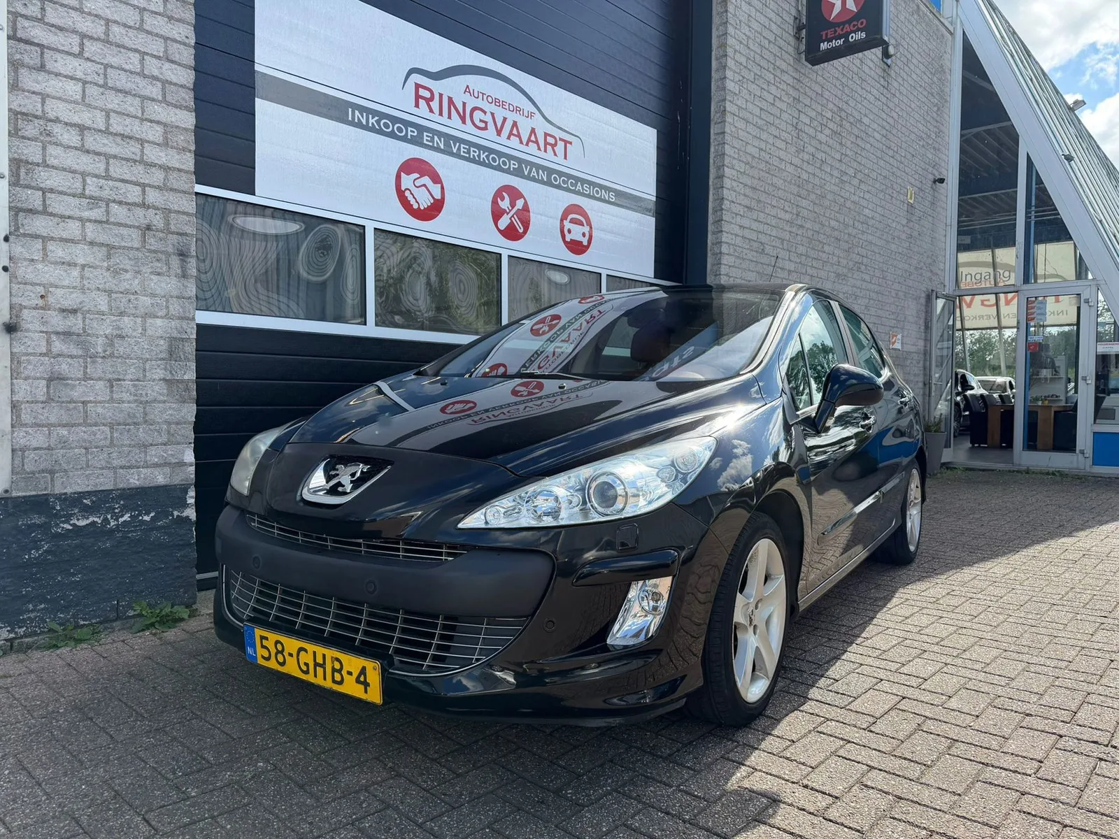 Peugeot 308 (2008) — foto 1