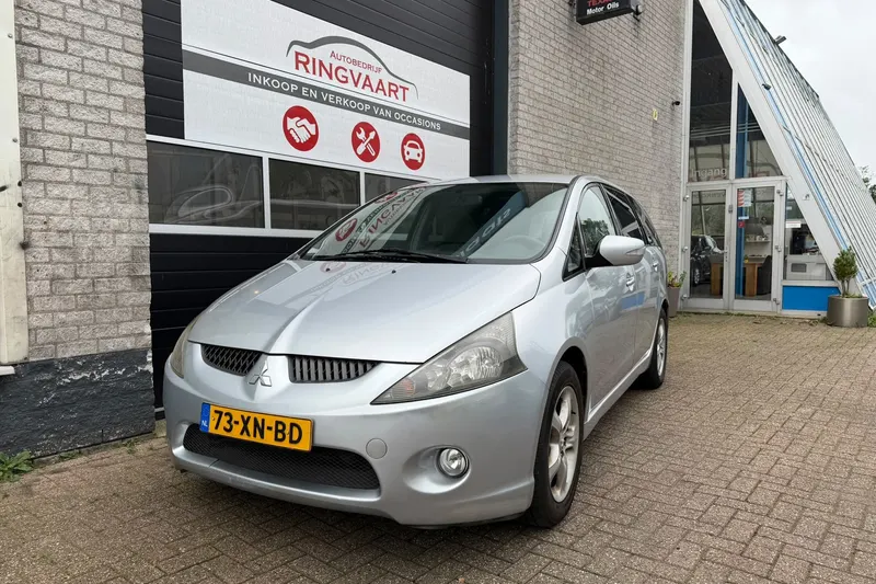 Mitsubishi Grandis (2004)