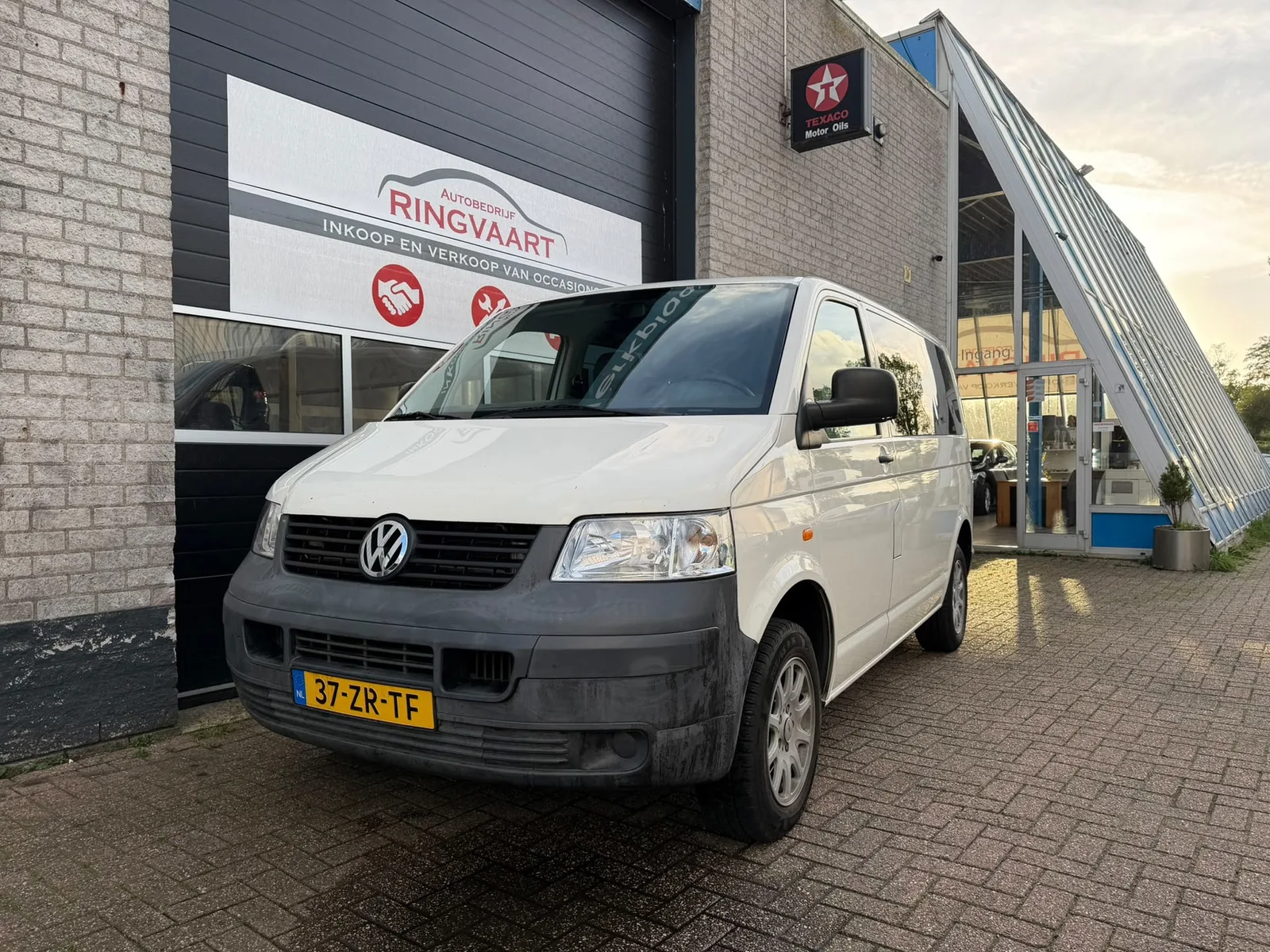 Volkswagen Transporter (2008) — foto 1