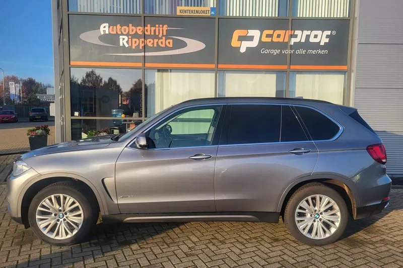BMW X5 (2016)