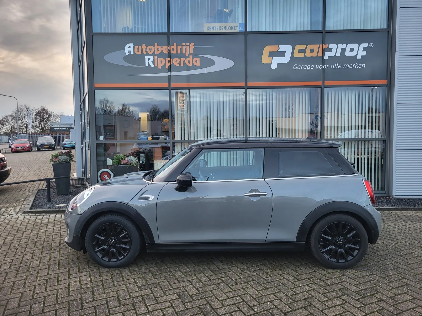 MINI One (2016) — foto 1