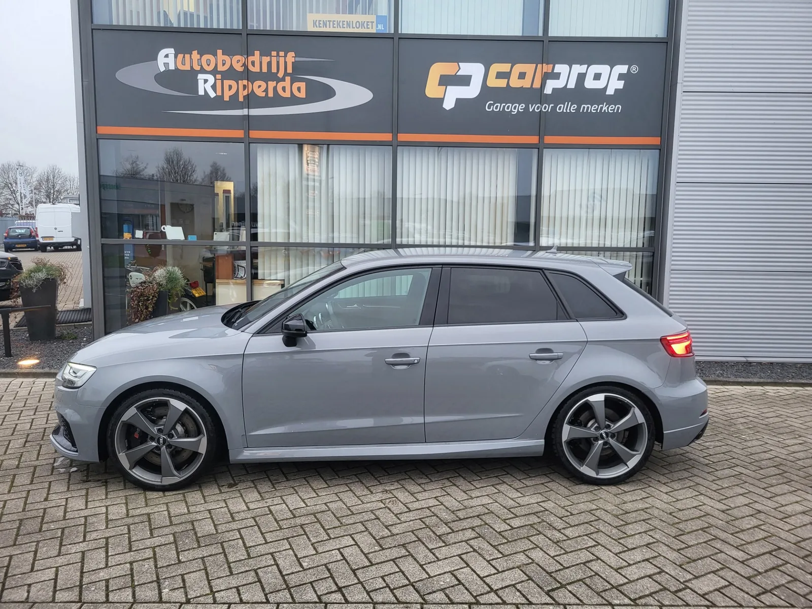 Audi A3 (2018) — foto 1