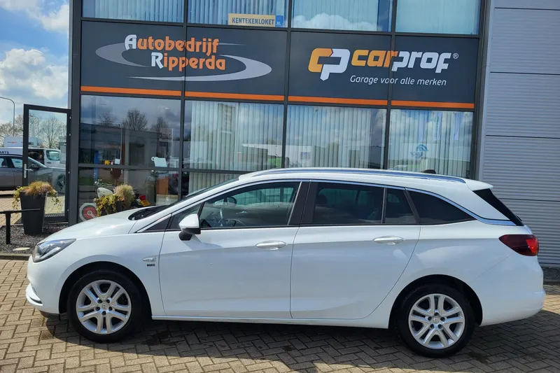 Opel Astra (2019)