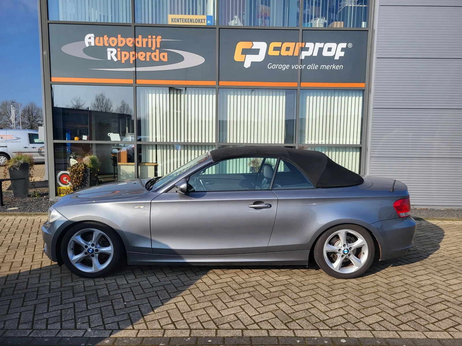 BMW 1-Serie (2010) — foto 1