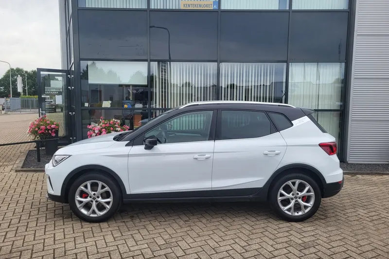 SEAT Arona (2024)