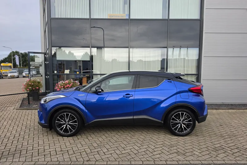 Toyota C-HR (2018)