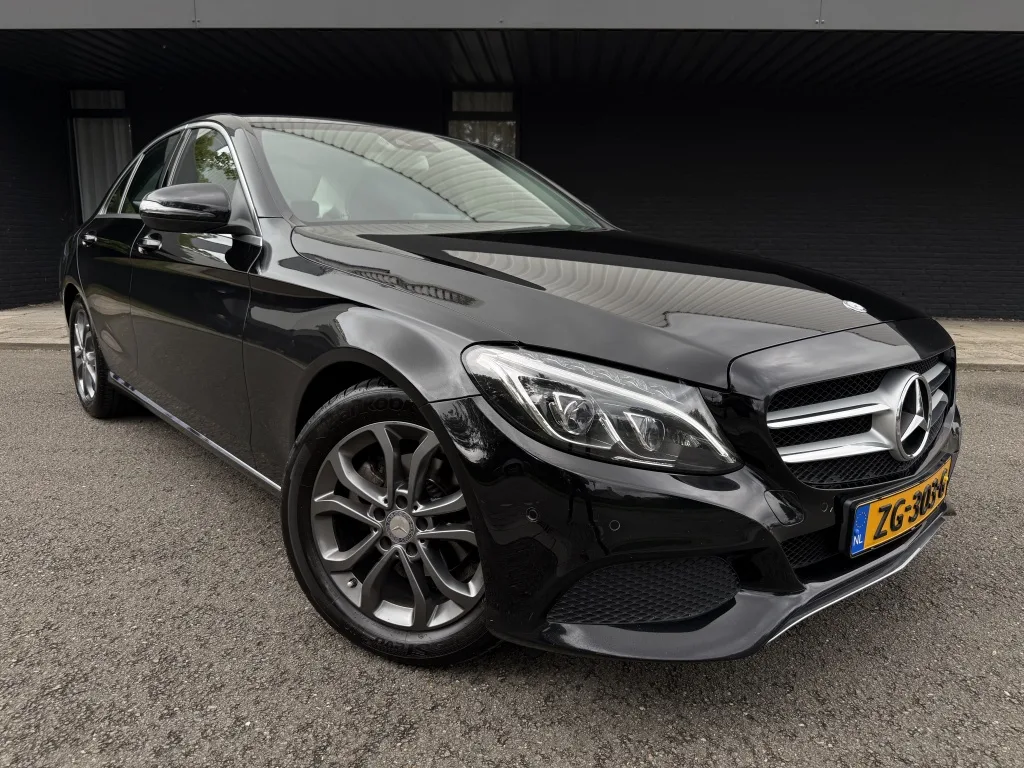 Mercedes-Benz C-Klasse (2016) — foto 1