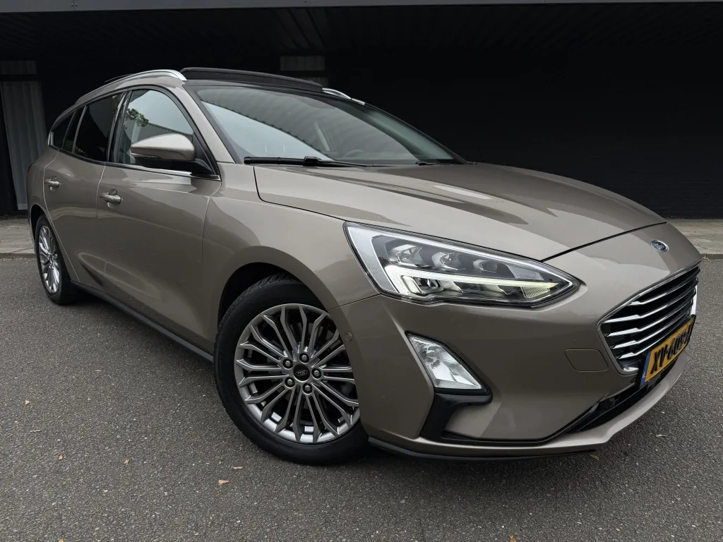 Ford Focus (2019) — foto 1