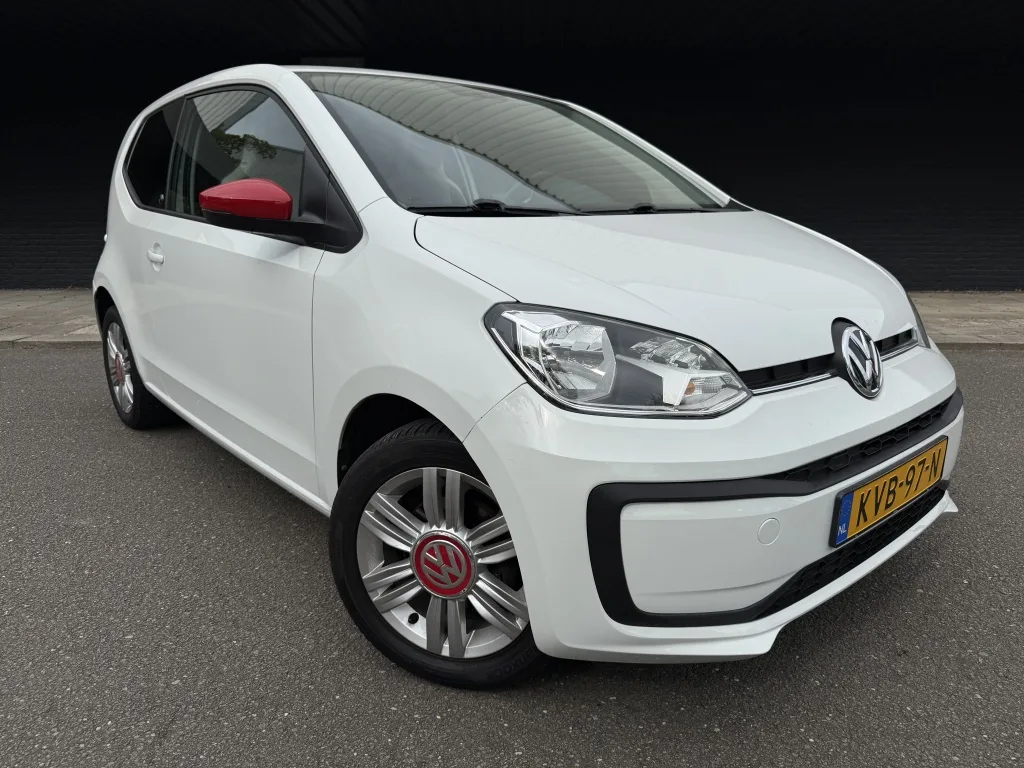 Volkswagen Up! (2018) — foto 1