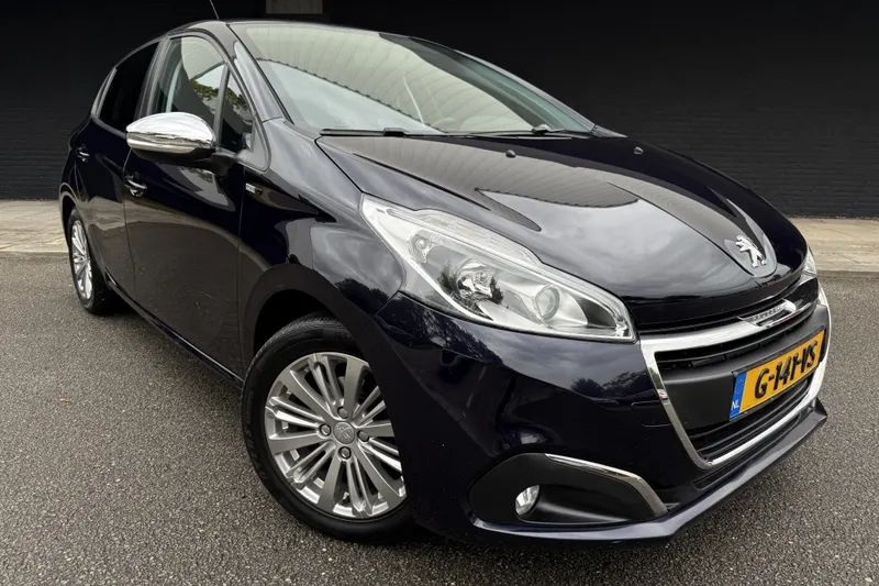 Peugeot 208 (2017)