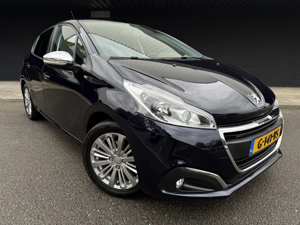 Peugeot 208 (2017) — foto 1