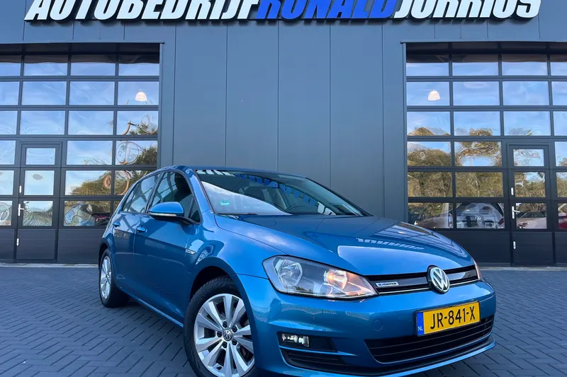 Volkswagen Golf (2016)