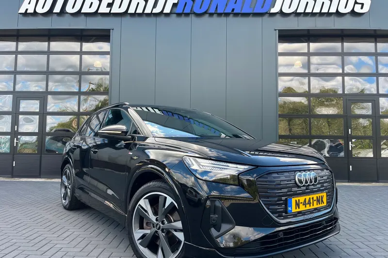 Audi Q4 e-tron (2021)