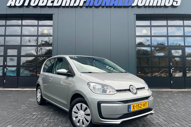 Volkswagen Up! (2023)