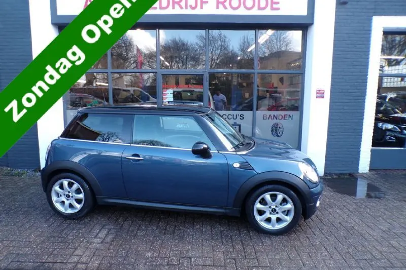 MINI Cooper (2009)