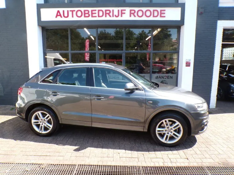 Audi Q3 (2014) — foto 1