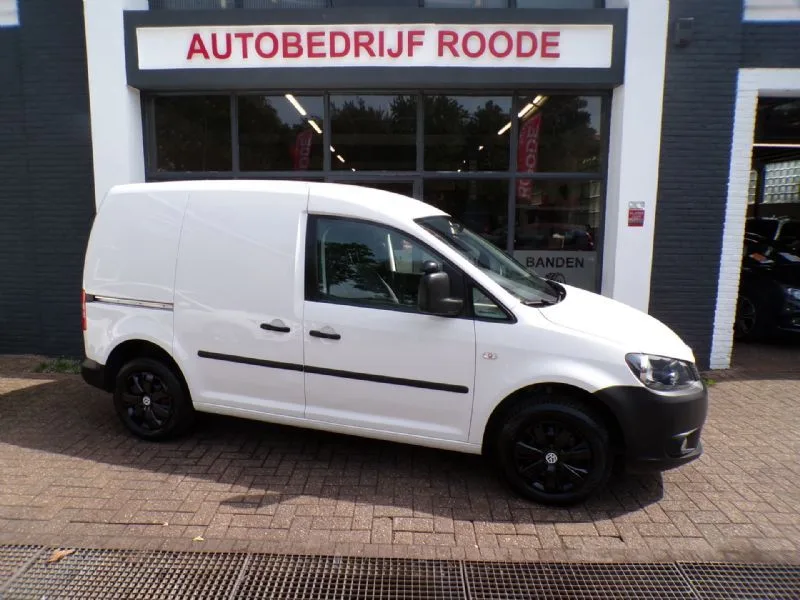 Volkswagen Caddy (2014) — foto 1