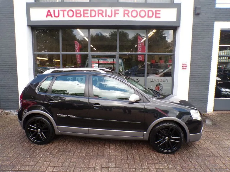 Volkswagen Polo (2008) — foto 1