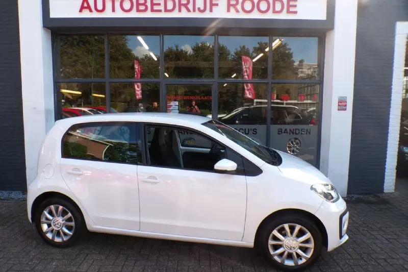 Volkswagen Up! (2019)