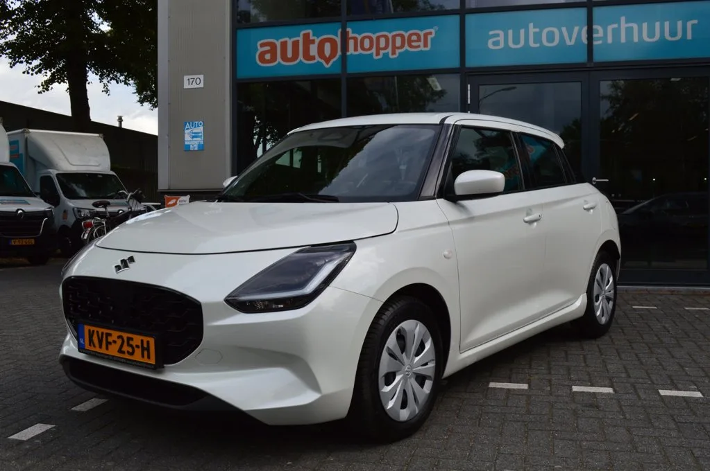 Suzuki Swift (2024) — foto 1