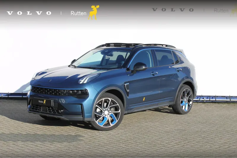 Lynk & Co 01 (2022)