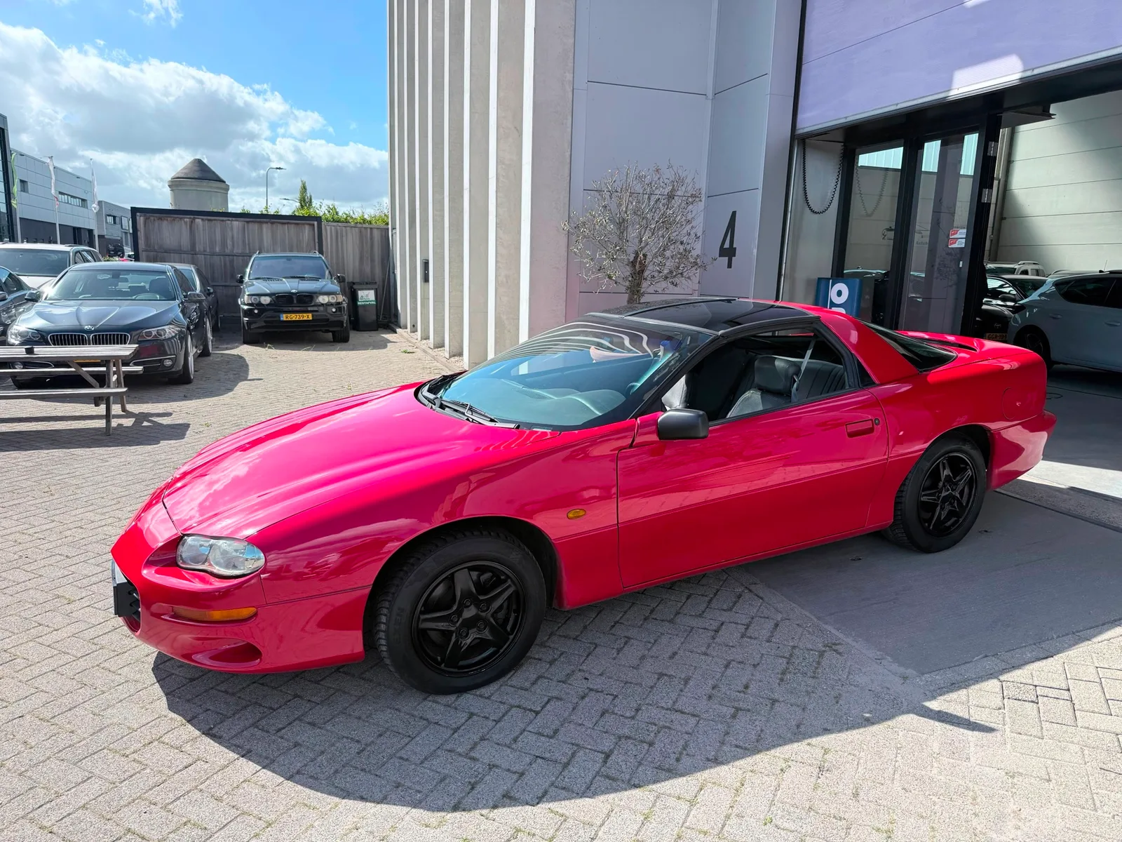 Chevrolet Camaro (1998) — foto 1