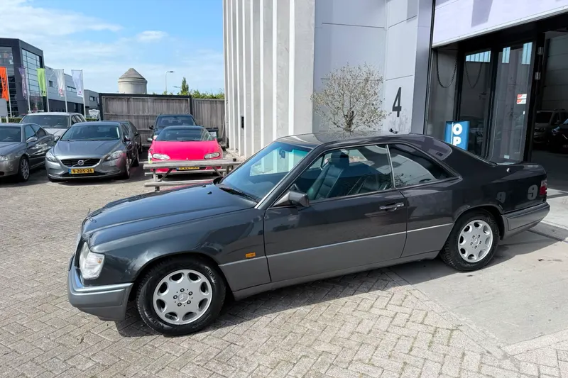 Mercedes-Benz E-Klasse (1994)