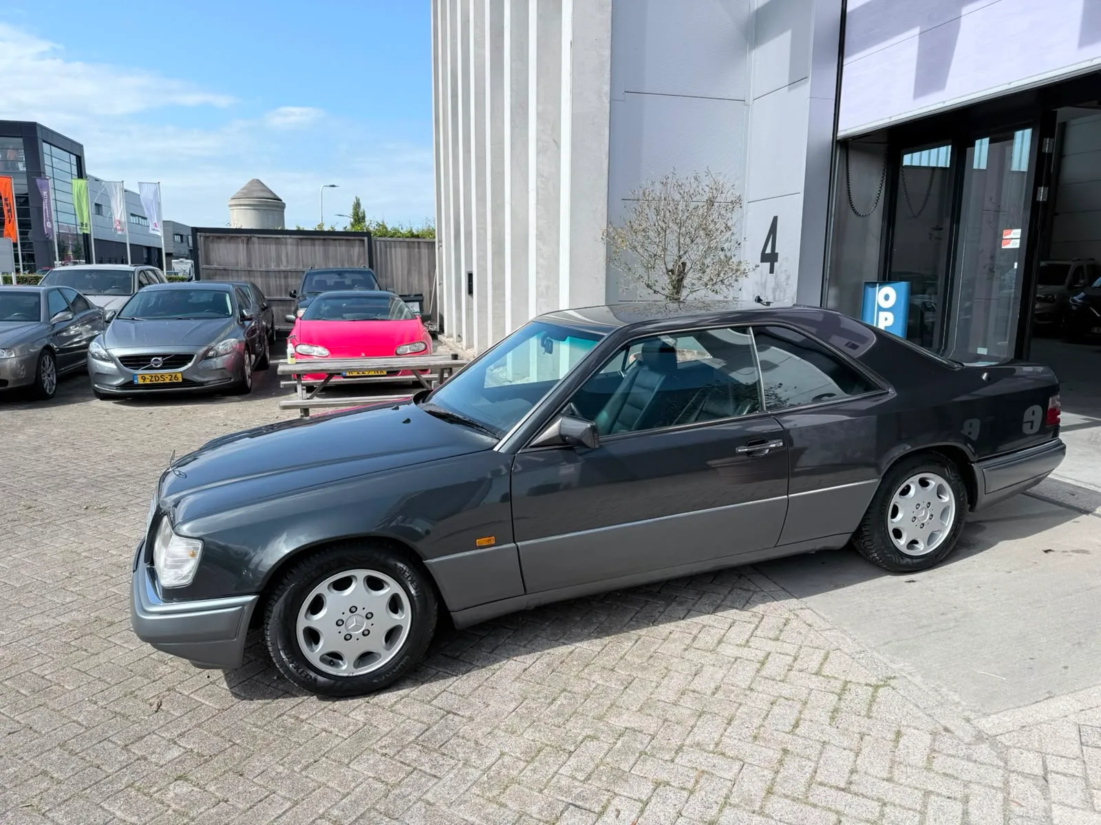 Mercedes-Benz E-Klasse (1994) — foto 1