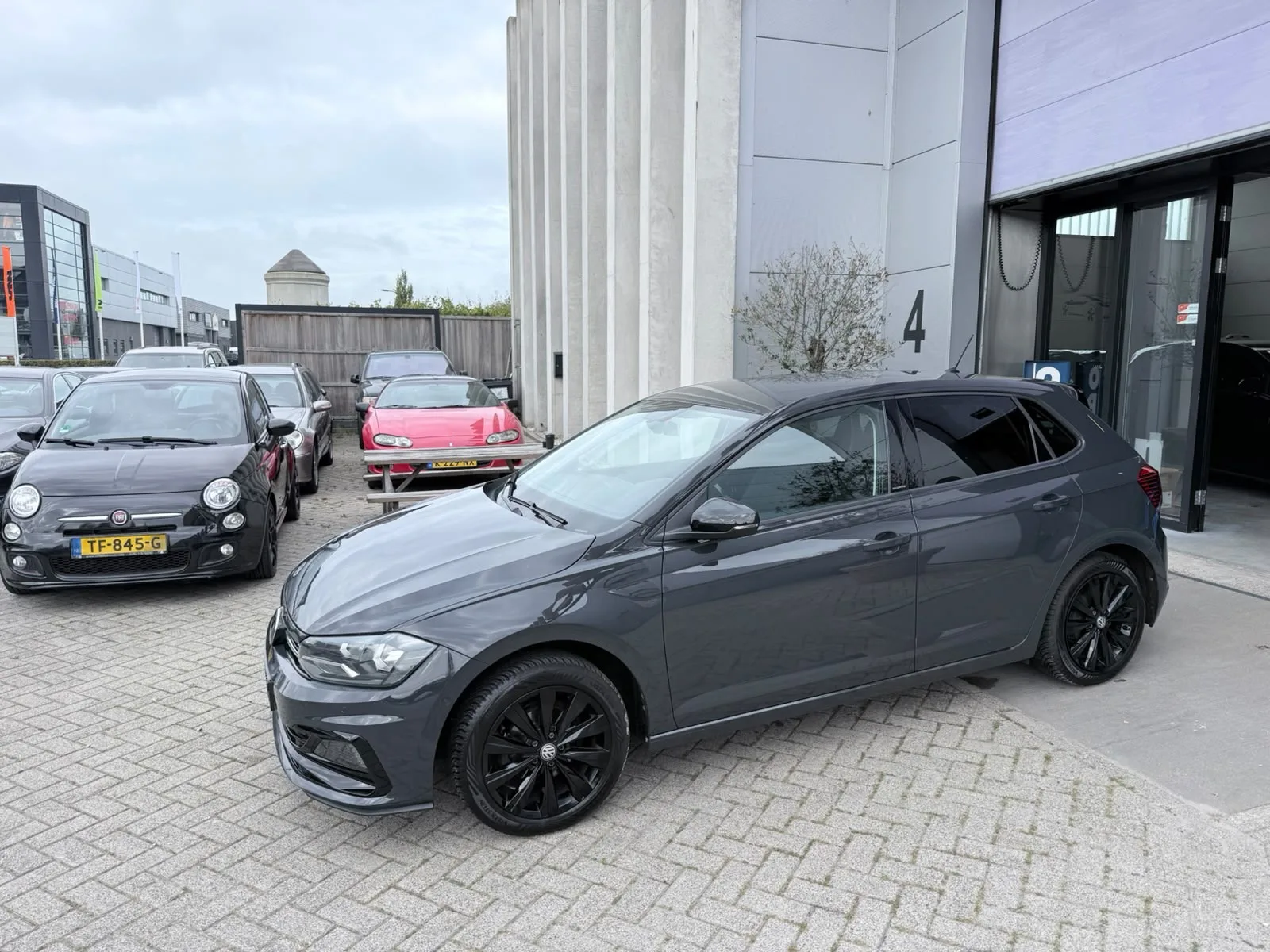 Volkswagen Polo (2019) — foto 1