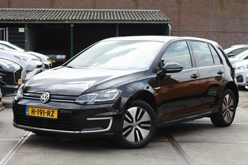 Volkswagen Golf (2019)