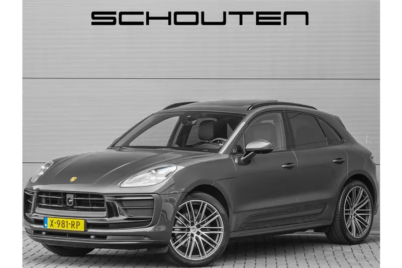 Porsche Macan (2023)