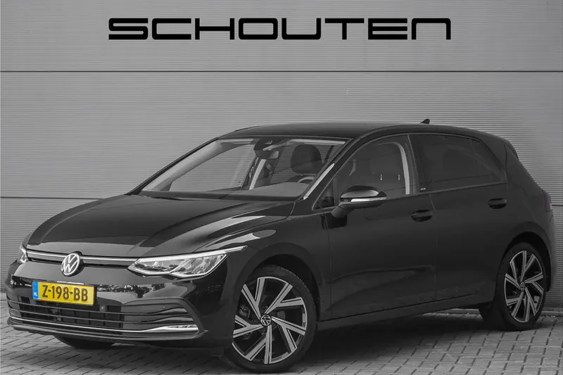 Volkswagen Golf (2023)