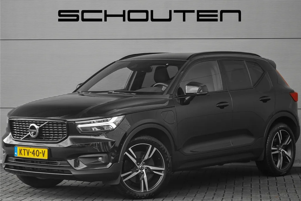 Volvo XC40 (2021) — foto 1