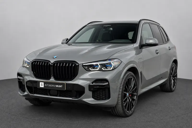 BMW X5 (2022)