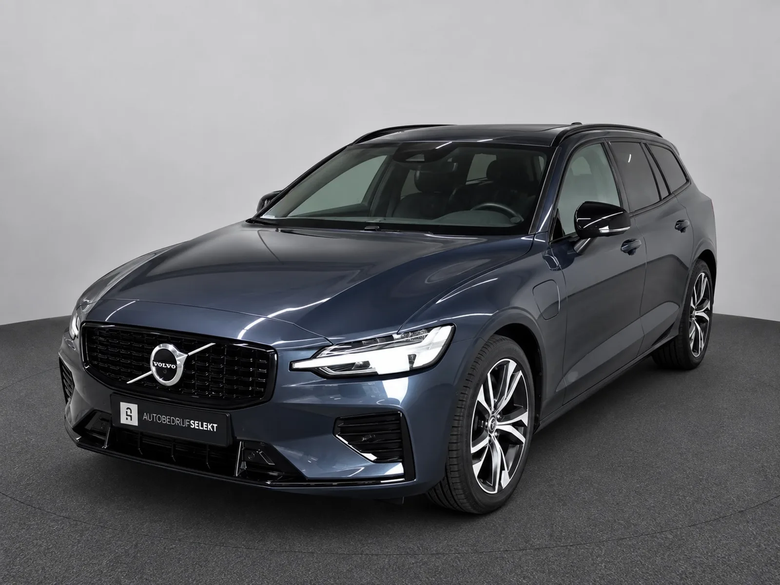 Volvo V60 (2021) — foto 1