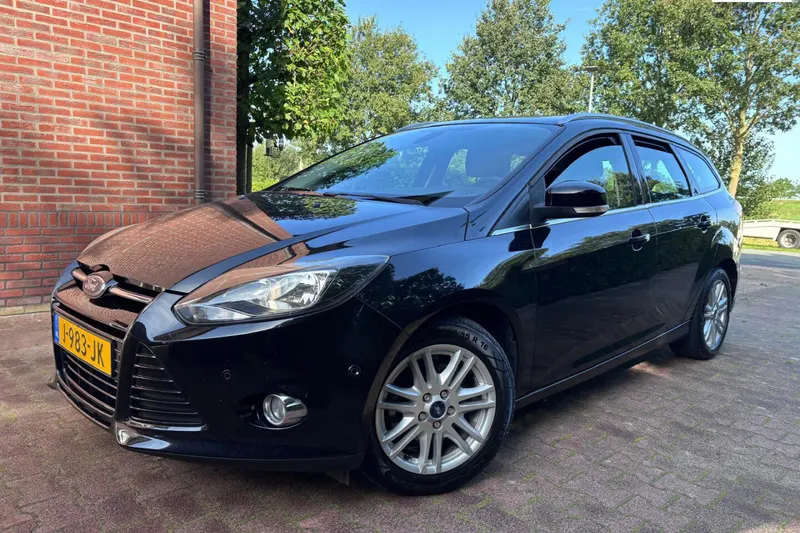 Ford Focus (2012)