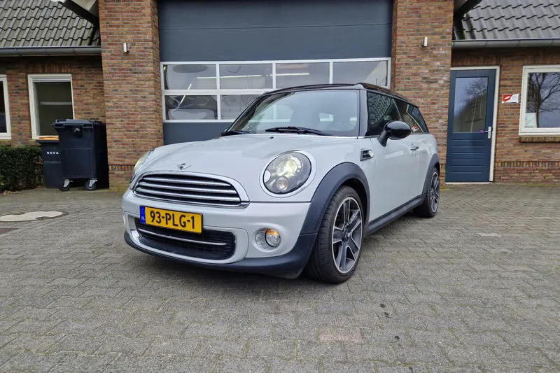 MINI Clubman (2011)