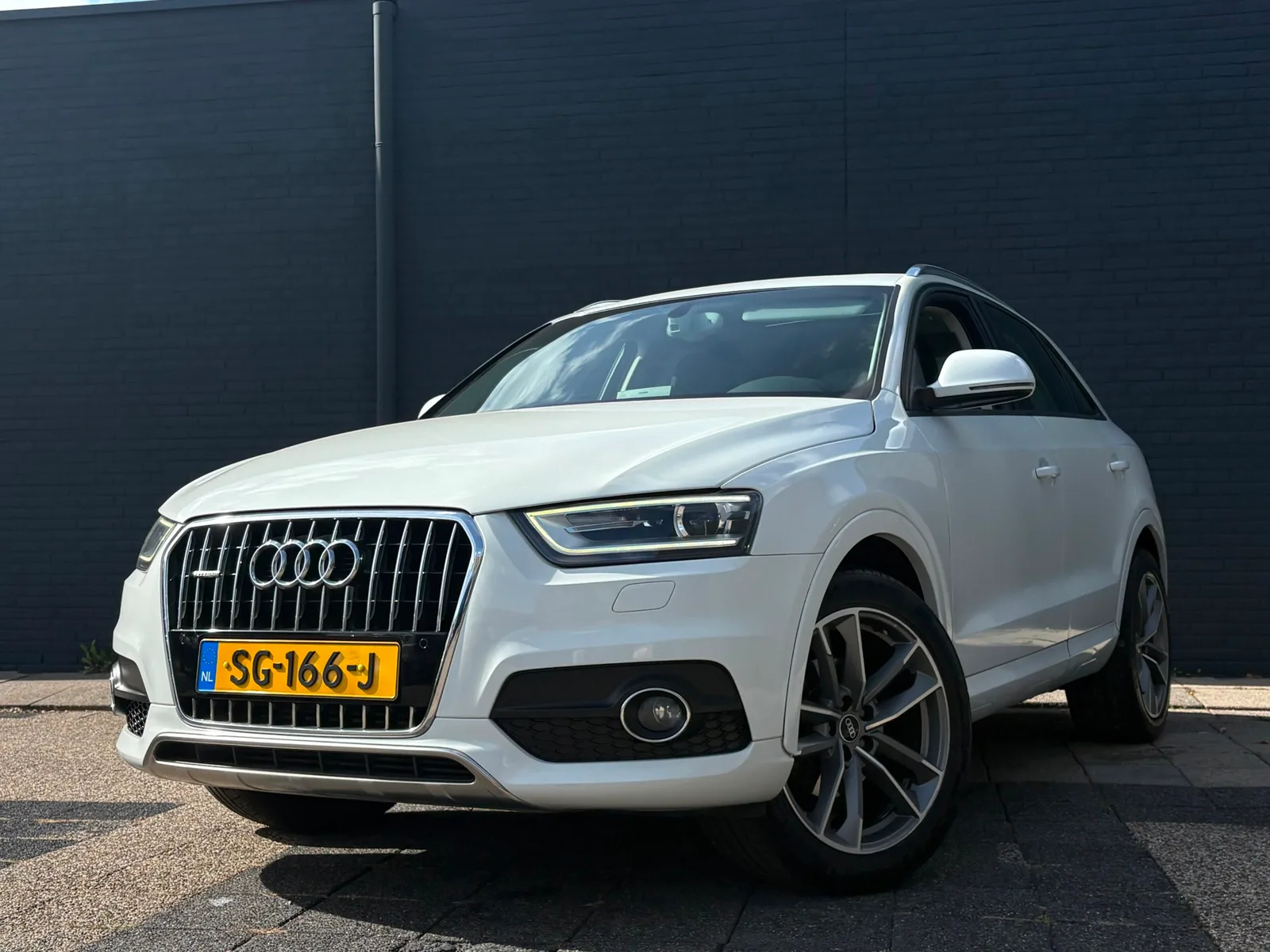 Audi Q3 (2013) — foto 1