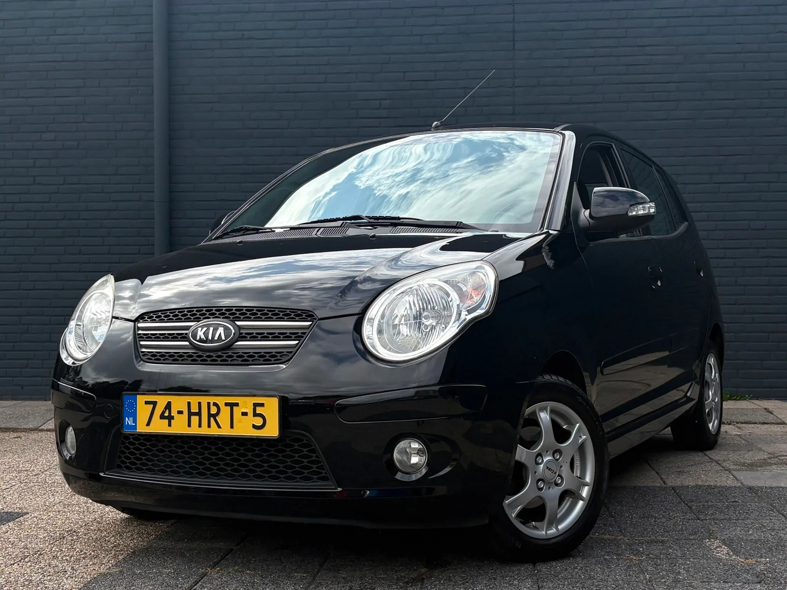 Kia Picanto (2009) — foto 1