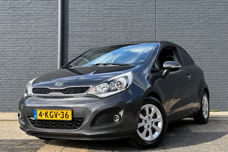 Kia Rio (2013)