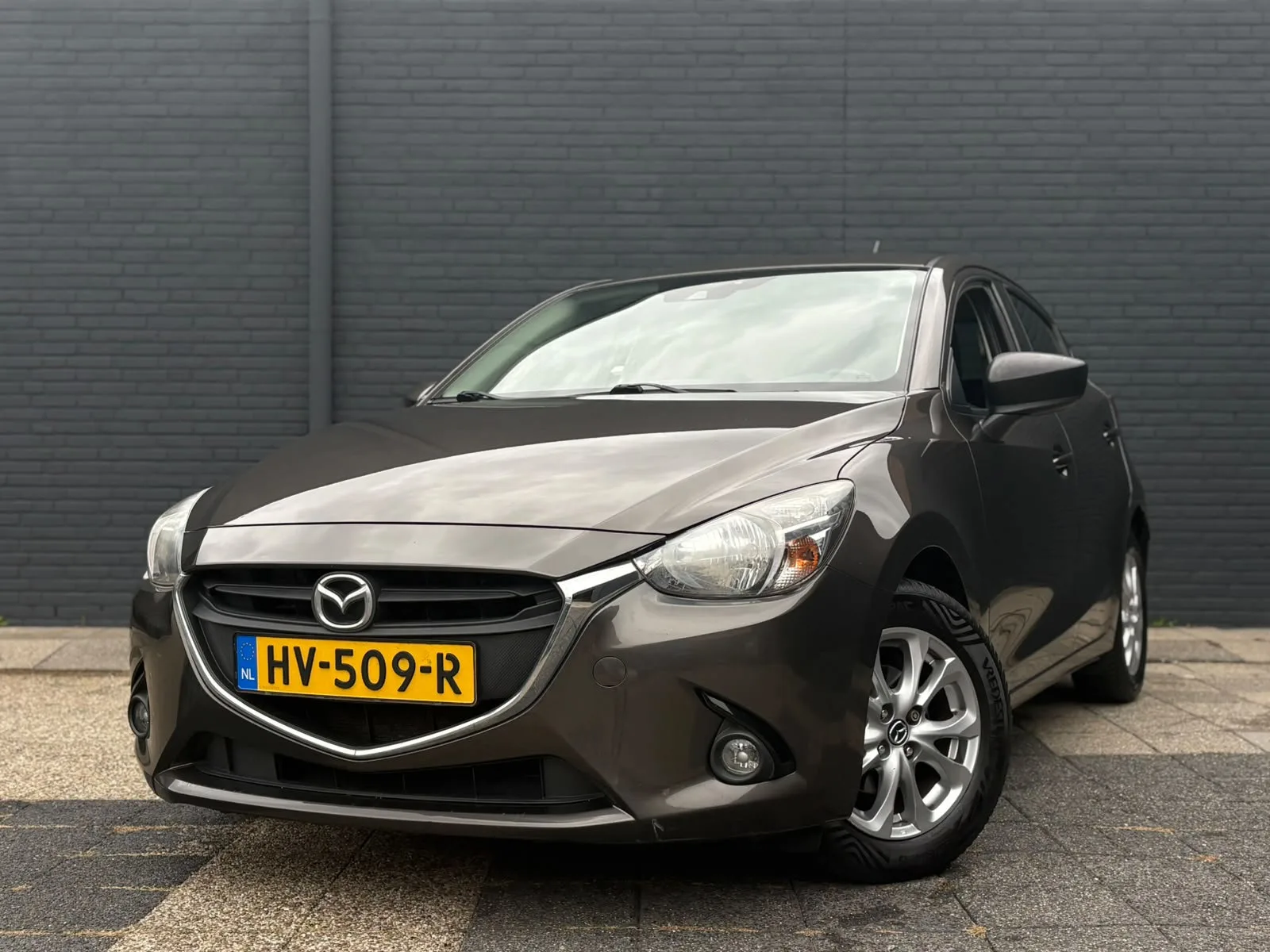 Mazda 2 (2015) — foto 1