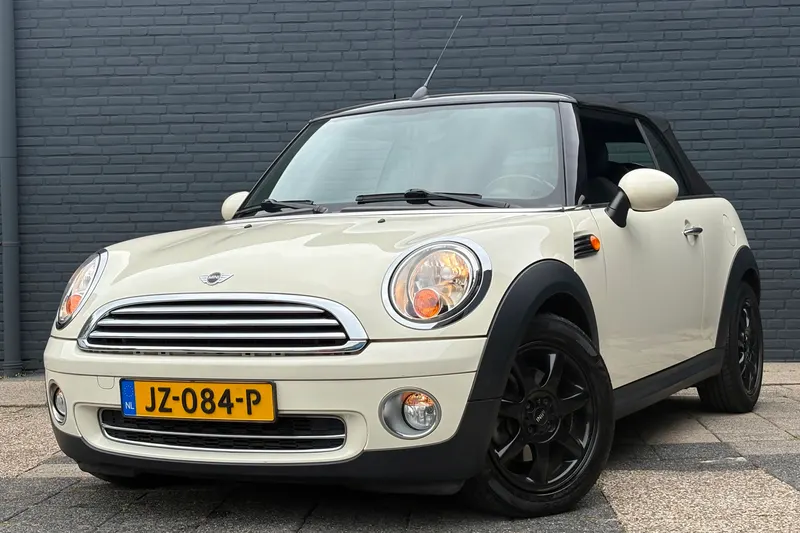 MINI Cabrio (2009)