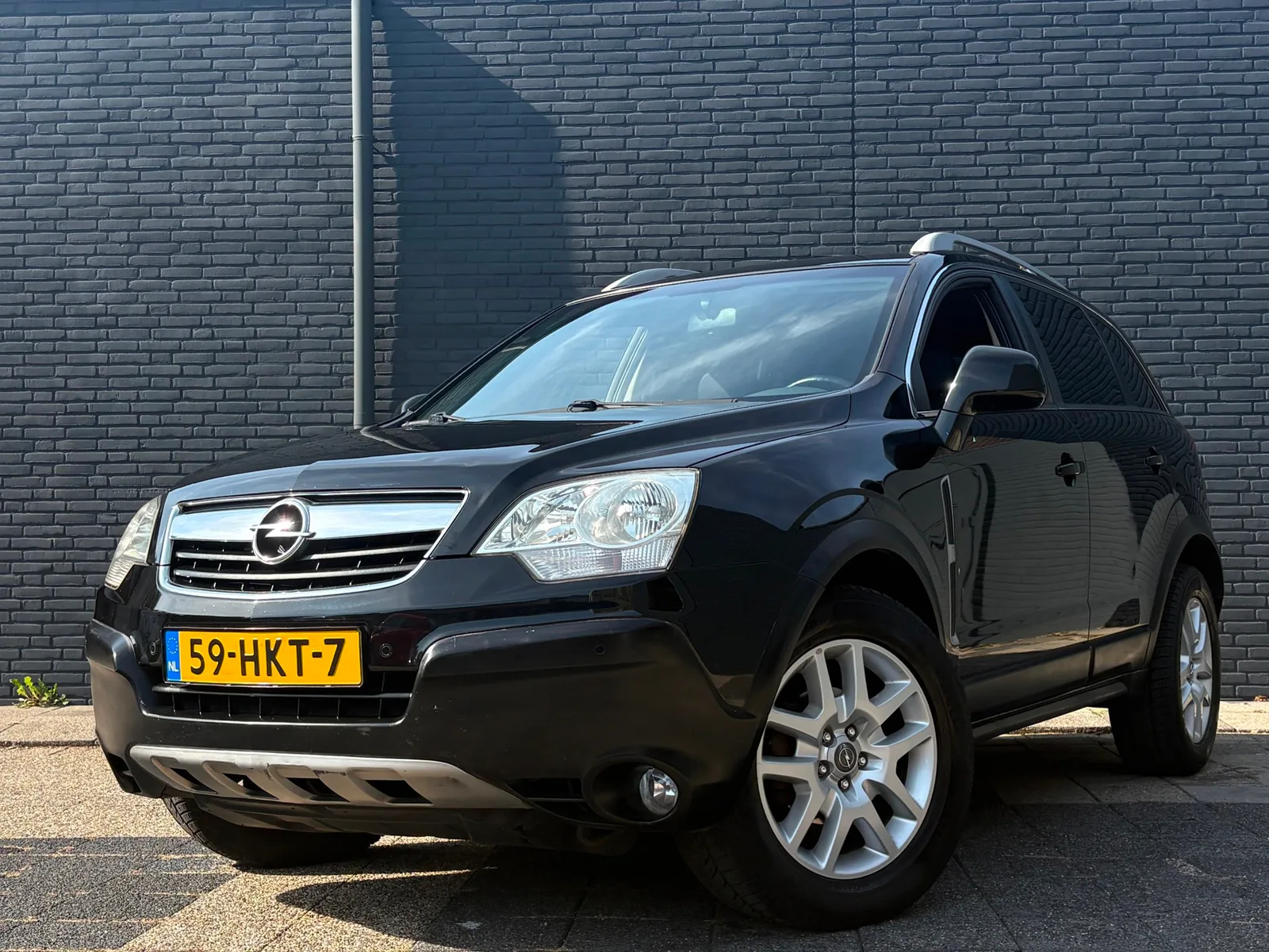Opel Antara (2009) — foto 1