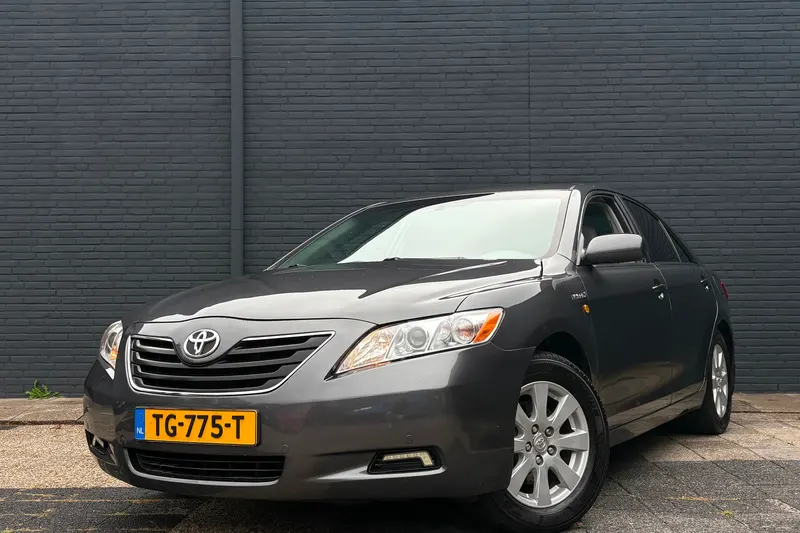 Toyota Camry (2011)